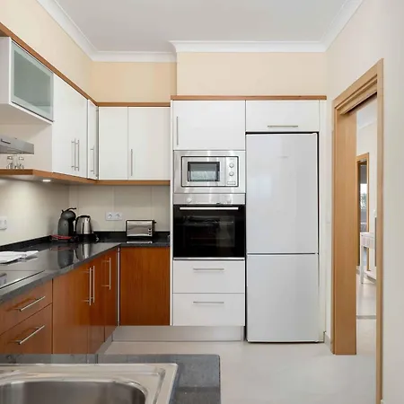 Cosy Two Bedroom Daire